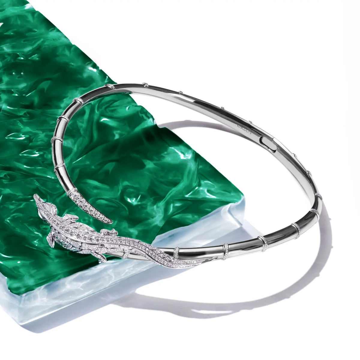 CARESSE DE CROCO FULL PAVE DIAMOND CHOKER, WHITE GOLD