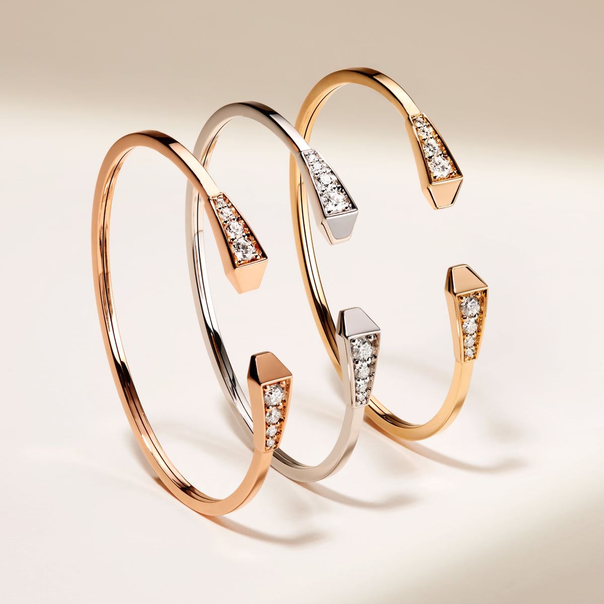 SPIKE DOUBLE FLEX DIAMOND BRACELET, WHITE GOLD