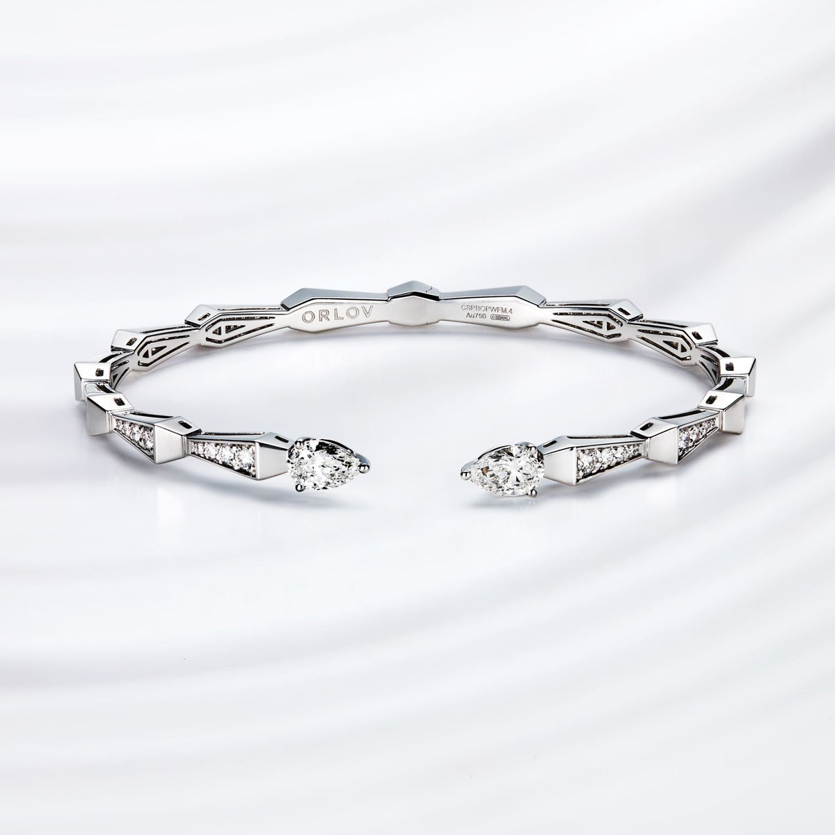OPEN SPIKE FULL DIAMOND SET BRACELET WHITE GOLD | Bracelet | 18K white gold, bracelet, crocodream, diamonds, pears, spike | ORLOV